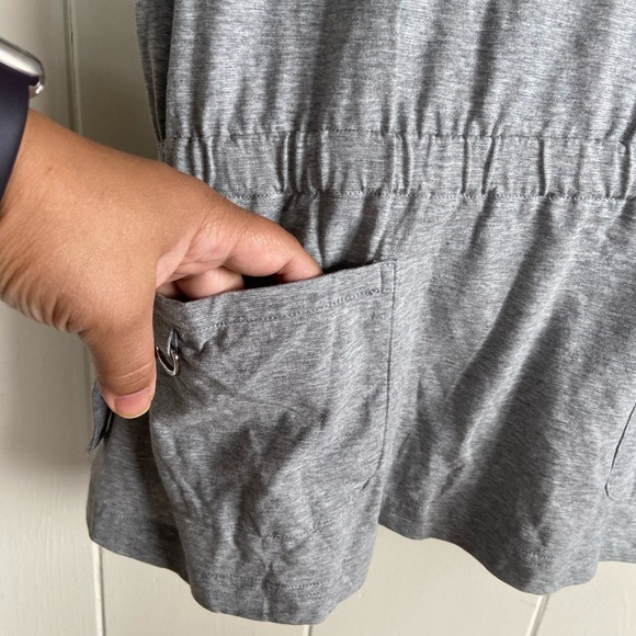 1- M. U. SPORTS Gray Embroidered Tunic Top - Picture 8 of 10